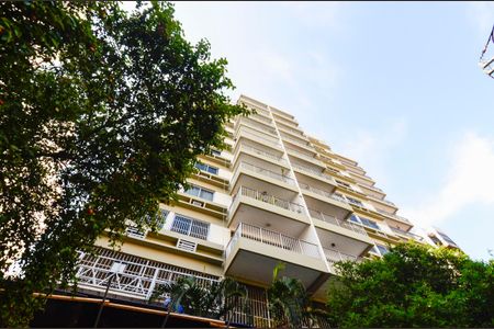 Apartamento à venda com 140m², 3 quartos e 2 vagasFachada