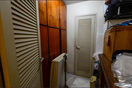 Apartamento à venda com 140m², 3 quartos e 2 vagasQuarto de Serviço