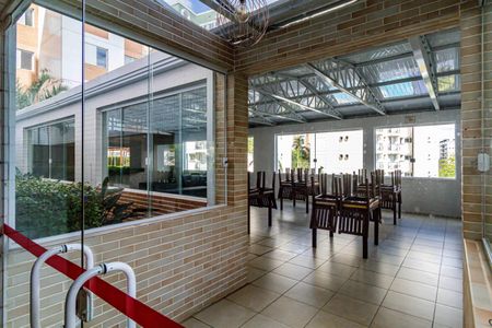 Apartamento à venda com 107m², 2 quartos e 2 vagasÁrea comum - Churrasqueira