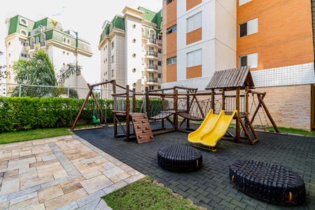 Apartamento à venda com 107m², 2 quartos e 2 vagasÁrea comum - Playground
