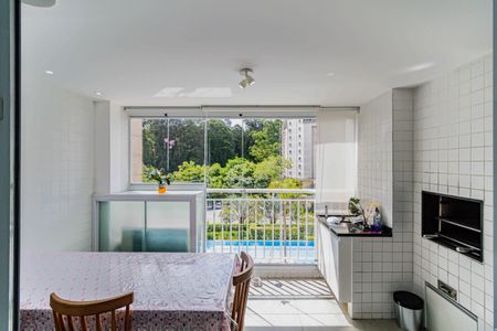 Apartamento à venda com 107m², 2 quartos e 2 vagasVaranda