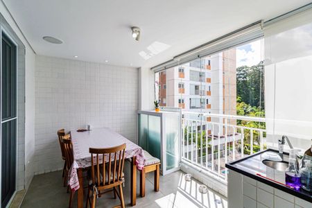 Apartamento à venda com 107m², 2 quartos e 2 vagasVaranda