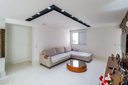 Apartamento à venda com 107m², 2 quartos e 2 vagasSala