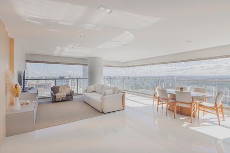 Sala de apartamento para alugar com 3 quartos, 144m² em Sumarezinho, São Paulo