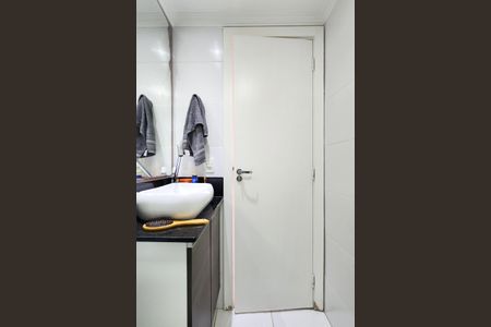 Apartamento à venda com 59m², 2 quartos e 1 vagaBanheiro Social 