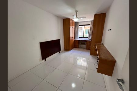 Suíte de apartamento à venda com 4 quartos, 160m² em Recreio dos Bandeirantes, Rio de Janeiro