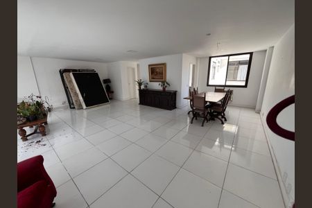 Sala de apartamento à venda com 4 quartos, 160m² em Recreio dos Bandeirantes, Rio de Janeiro
