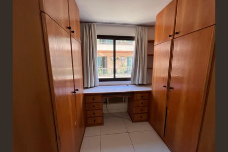 Apartamento à venda com 160m², 4 quartos e 2 vagasSuíte