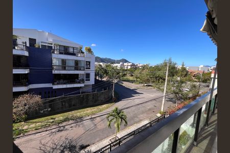 Apartamento à venda com 160m², 4 quartos e 2 vagasVaranda