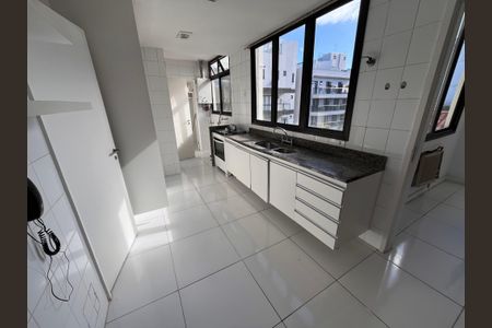 Apartamento à venda com 160m², 4 quartos e 2 vagasCozinha