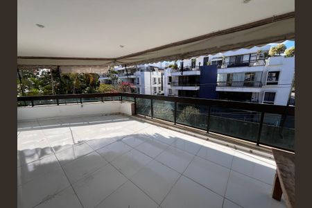 Varanda de apartamento à venda com 4 quartos, 160m² em Recreio dos Bandeirantes, Rio de Janeiro