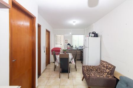 Casa de condomínio à venda com 51m², 2 quartos e sem vaga Casa de condomínio à venda com 51m², 2 quartos e sem vagaSala/Cozinha