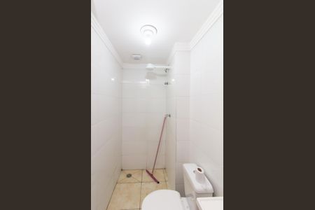 Casa de condomínio à venda com 51m², 2 quartos e sem vaga Casa de condomínio à venda com 51m², 2 quartos e sem vagaBanheiro