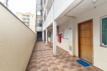 Casa de condomínio à venda com 51m², 2 quartos e sem vaga Casa de condomínio à venda com 51m², 2 quartos e sem vagaÁrea comum