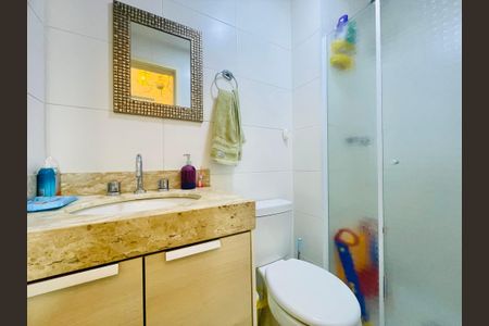 Apartamento à venda com 65m², 2 quartos e 1 vagaBanheiro 2