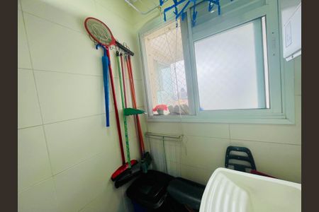 Apartamento à venda com 65m², 2 quartos e 1 vagaÁrea de Serviço