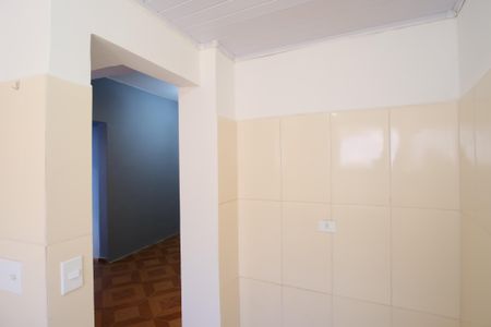 Cozinha de casa para alugar com 1 quarto, 50m² em Penha de França, São Paulo