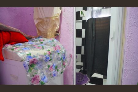 Casa à venda com 100m², 3 quartos e 2 vagasLavanderia