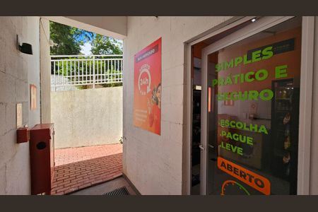 Apartamento à venda com 55m², 2 quartos e 2 vagas Apartamento à venda com 55m², 2 quartos e 2 vagasMercado