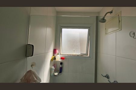 Apartamento à venda com 55m², 2 quartos e 2 vagas Apartamento à venda com 55m², 2 quartos e 2 vagasBanheiro da Suíte