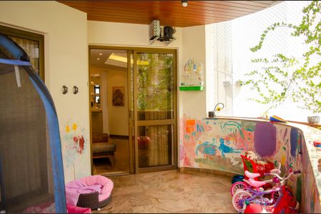 Apartamento para alugar com 285m², 4 quartos e 2 vagasSacada