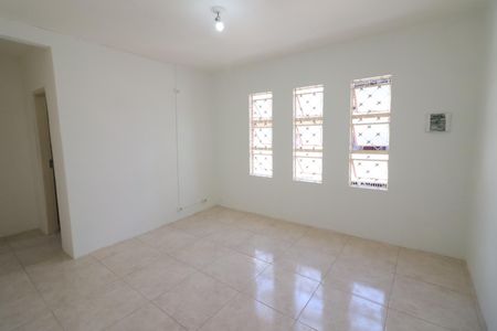 Sala/Quarto de casa à venda com 1 quarto, 40m² em Santo Antônio, Osasco
