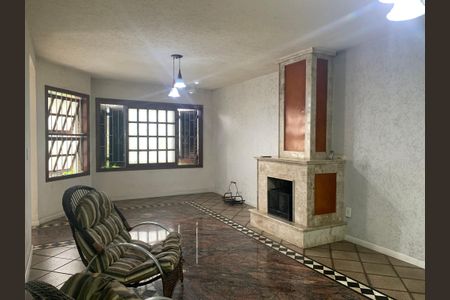 Sala de casa à venda com 5 quartos, 350m² em Rondônia, Novo Hamburgo