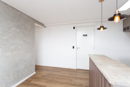 Sala de apartamento à venda com 2 quartos, 45m² em Itaquera, São Paulo