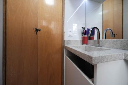 Apartamento à venda com 50m², 2 quartos e 1 vagaBanheiro