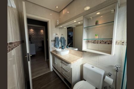 Apartamento à venda com 62m², 2 quartos e sem vaga Apartamento à venda com 62m², 2 quartos e sem vagaBanheiro