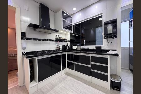 Apartamento à venda com 62m², 2 quartos e sem vaga Apartamento à venda com 62m², 2 quartos e sem vagaCozinha
