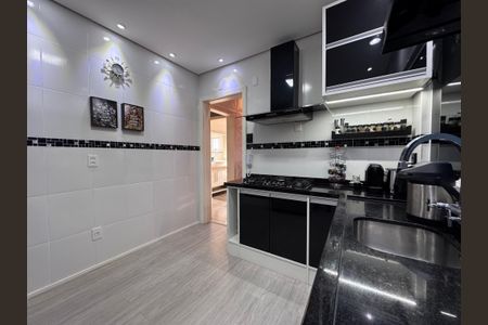 Apartamento à venda com 62m², 2 quartos e sem vaga Apartamento à venda com 62m², 2 quartos e sem vagaCozinha