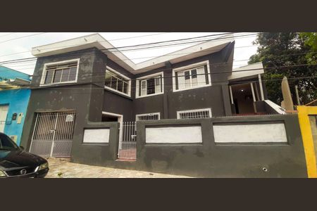 Casa à venda com 307m², 4 quartos e 2 vagas