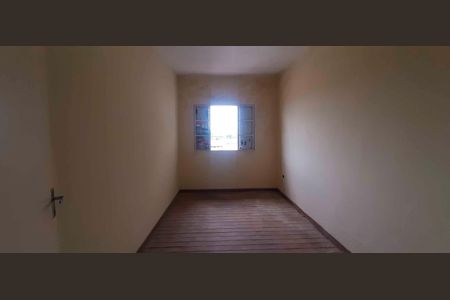 Casa à venda com 307m², 4 quartos e 2 vagas Casa à venda com 307m², 4 quartos e 2 vagasCasa 2 - Quarto 2