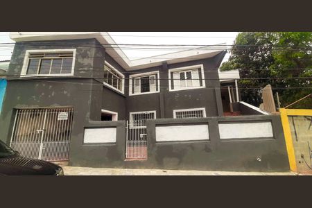 Casa à venda com 307m², 4 quartos e 2 vagas Casa à venda com 307m², 4 quartos e 2 vagasFachada da Entrada 2 da Casa