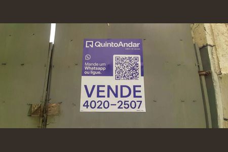 Casa à venda com 307m², 4 quartos e 2 vagas Casa à venda com 307m², 4 quartos e 2 vagasPlaca QA Instalada