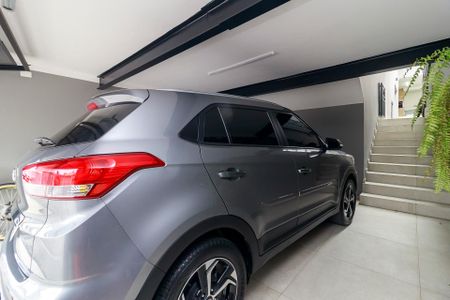 Casa à venda com 180m², 3 quartos e 1 vaga Casa à venda com 180m², 3 quartos e 1 vagaGaragem