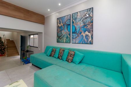 Casa à venda com 180m², 3 quartos e 1 vaga Casa à venda com 180m², 3 quartos e 1 vagaSala