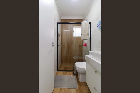 Casa à venda com 180m², 3 quartos e 1 vaga Casa à venda com 180m², 3 quartos e 1 vagaBanheiro 2