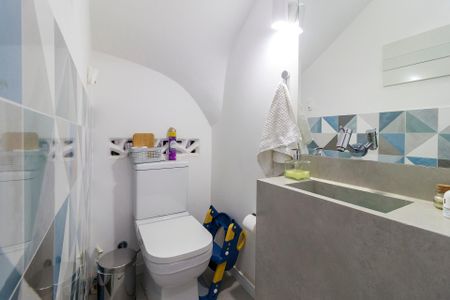 Casa à venda com 180m², 3 quartos e 1 vaga Casa à venda com 180m², 3 quartos e 1 vagaLavabo