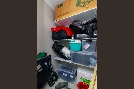 Casa à venda com 180m², 3 quartos e 1 vaga Casa à venda com 180m², 3 quartos e 1 vagaDeposito