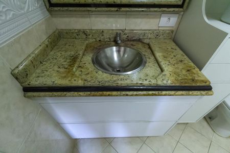 Apartamento à venda com 70m², 2 quartos e 1 vaga Apartamento à venda com 70m², 2 quartos e 1 vagaBanheiro da Suíte