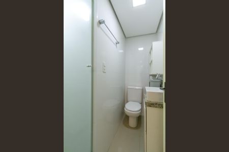 Apartamento à venda com 70m², 2 quartos e 1 vaga Apartamento à venda com 70m², 2 quartos e 1 vagaBanheiro Social