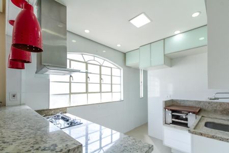 Apartamento à venda com 70m², 2 quartos e 1 vaga Apartamento à venda com 70m², 2 quartos e 1 vagaCozinha