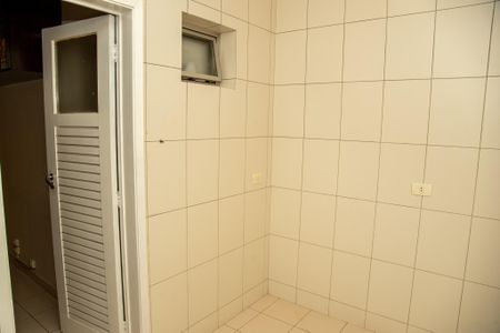 Apartamento à venda com 170m², 3 quartos e 1 vagaÁrea de Serviço