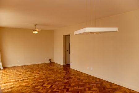Apartamento à venda com 170m², 3 quartos e 1 vagaSala