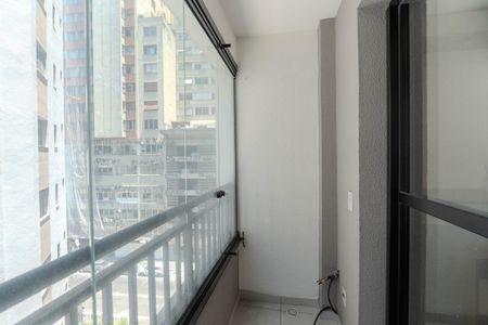 Studio para alugar com 38m², 1 quarto e sem vaga Studio para alugar com 38m², 1 quarto e sem vagaSacada