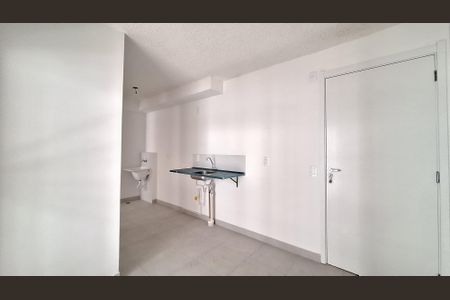 Apartamento para alugar com 34m², 2 quartos e sem vaga