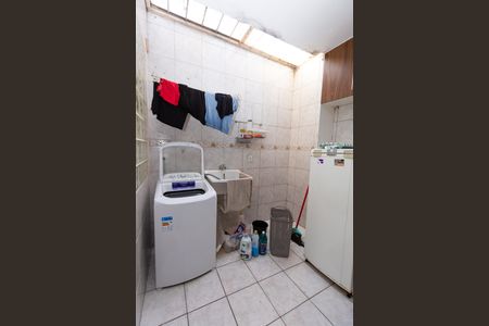 Casa de condomínio à venda com 60m², 2 quartos e 1 vaga Casa de condomínio à venda com 60m², 2 quartos e 1 vagaÁrea de Serviço