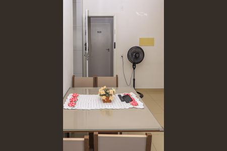 Apartamento para alugar com 54m², 2 quartos e 1 vagaSala